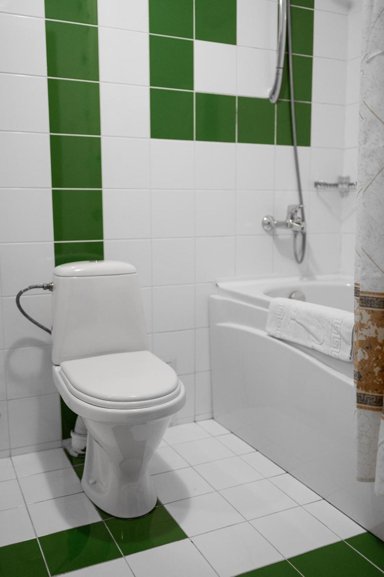 7 Days Hotel Kamyanets-Podilskyi Екстериор снимка