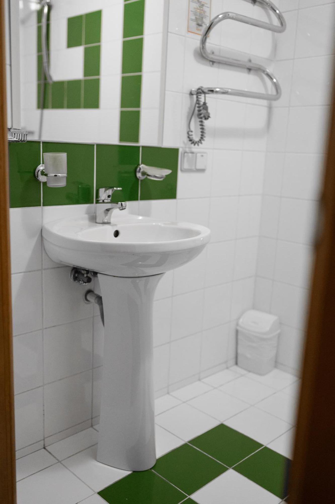 7 Days Hotel Kamyanets-Podilskyi Екстериор снимка